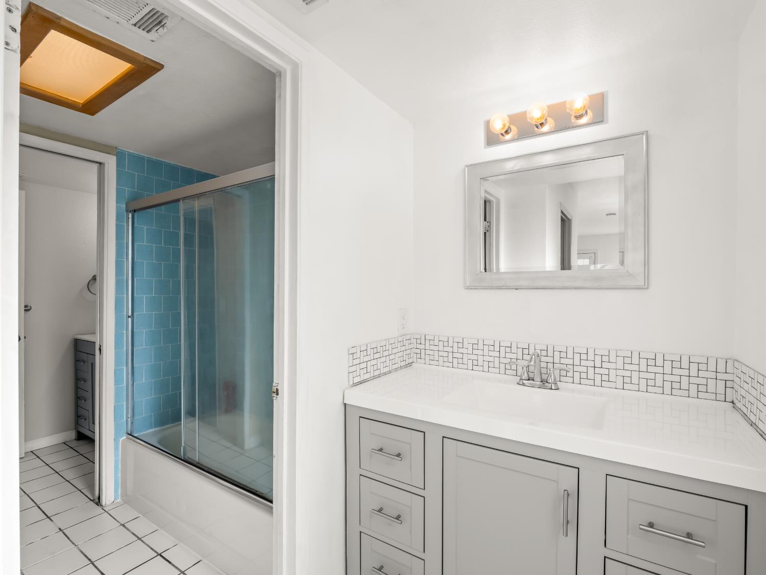 2521 N Selland Ave, Fresno, CA 93722