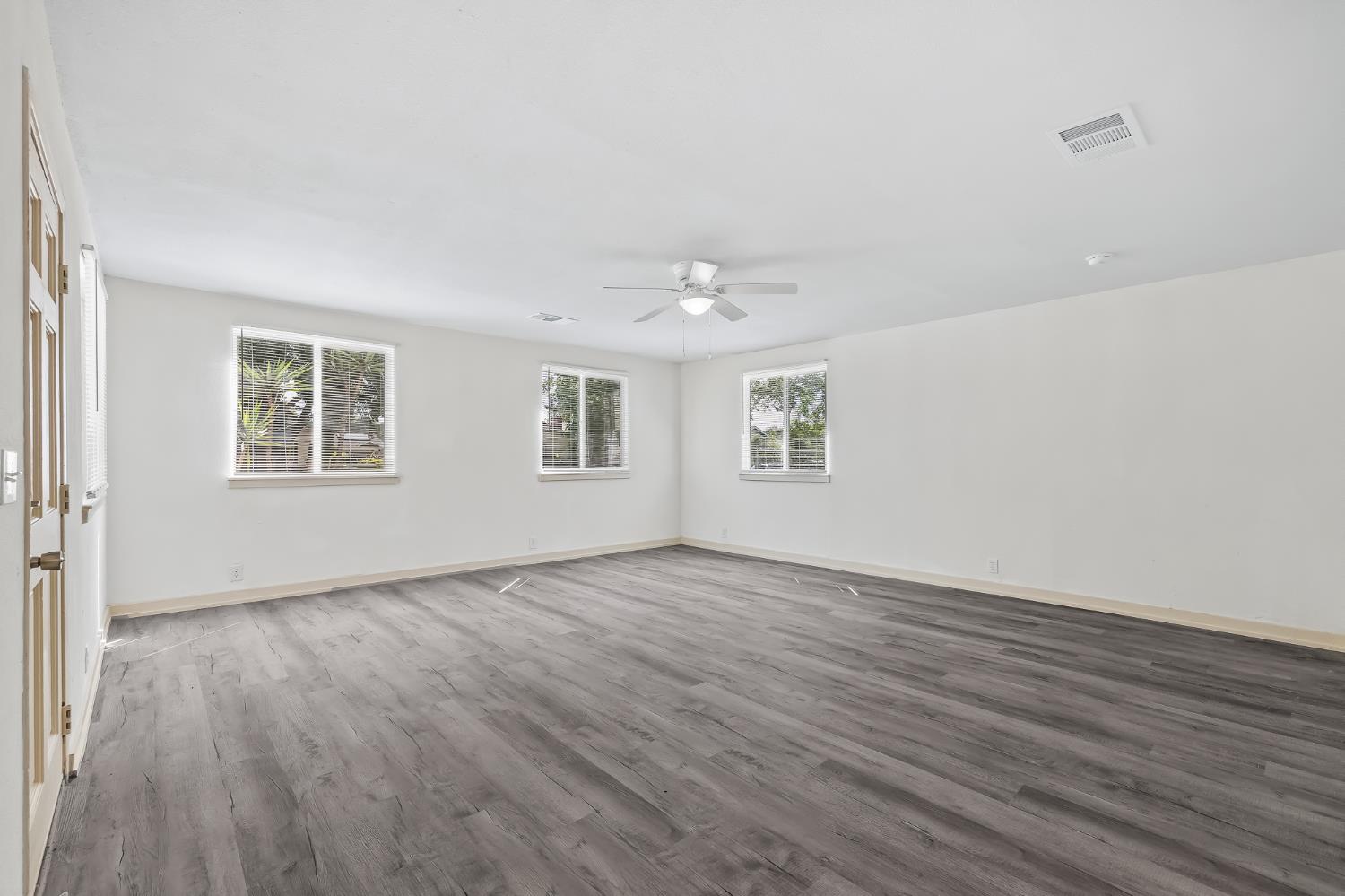 2320 S Lily Ave, Fresno, CA 93706