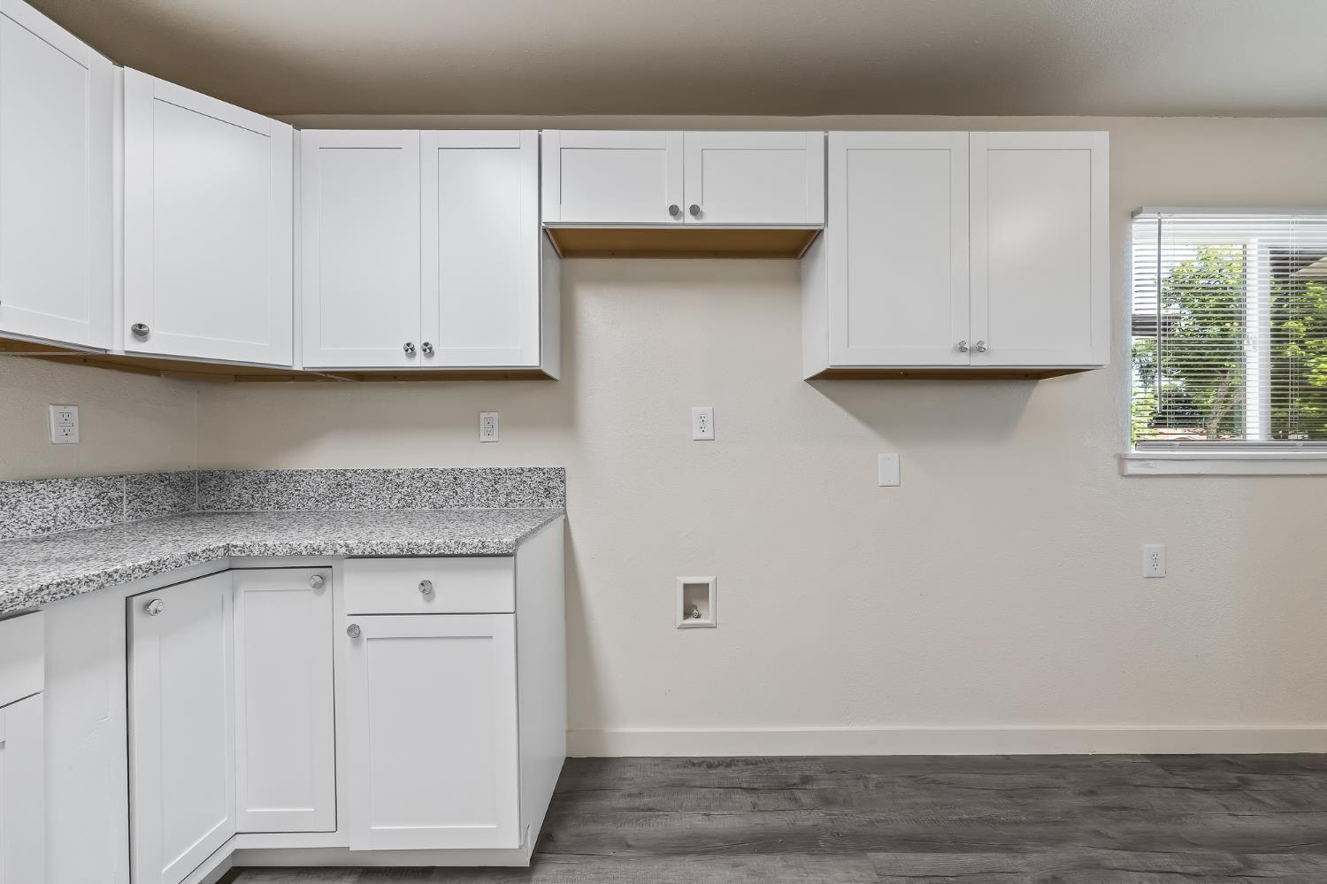 2320 S Lily Ave, Fresno, CA 93706