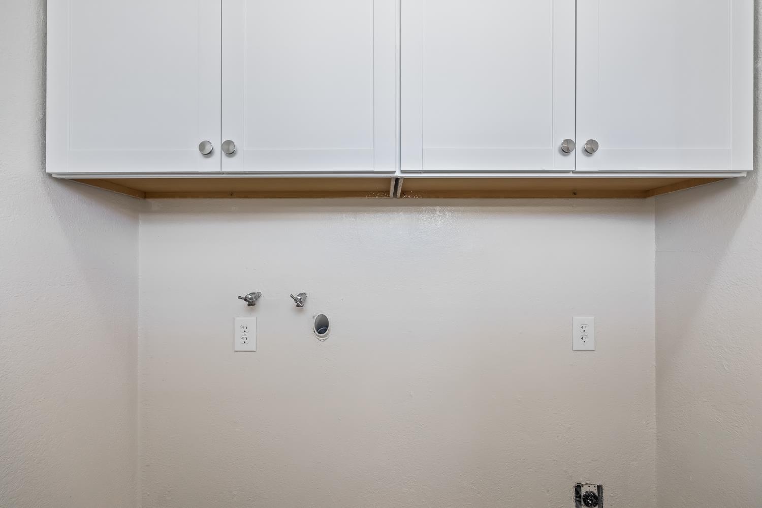 2320 S Lily Ave, Fresno, CA 93706