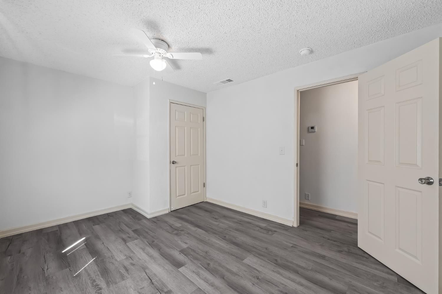 2320 S Lily Ave, Fresno, CA 93706