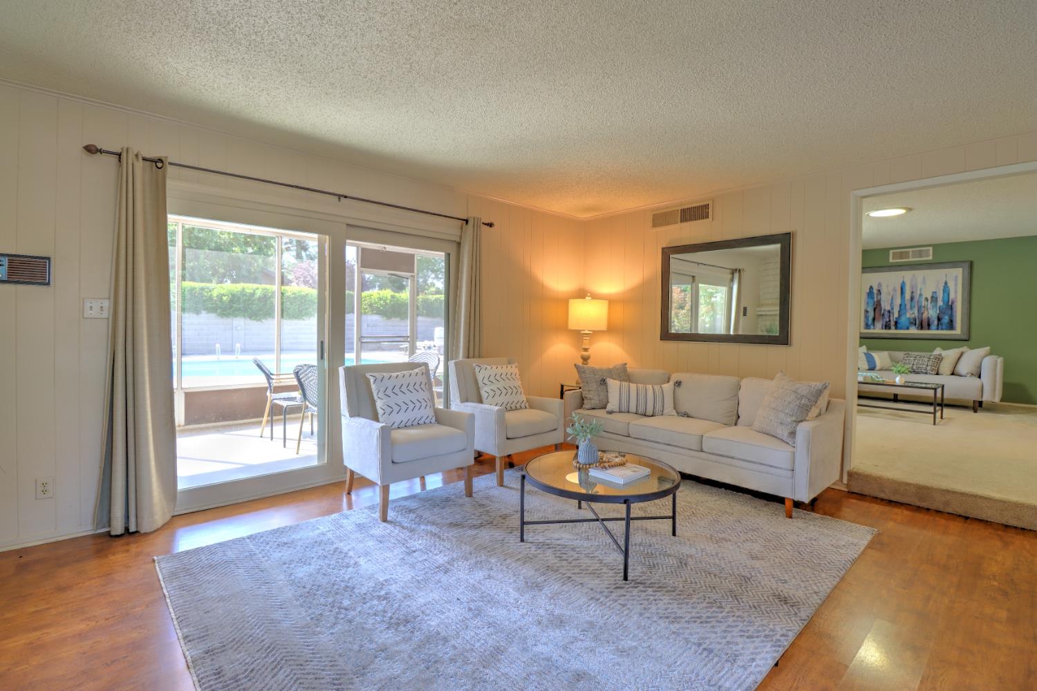 6265 N Colonial Ave, Fresno, CA 93704