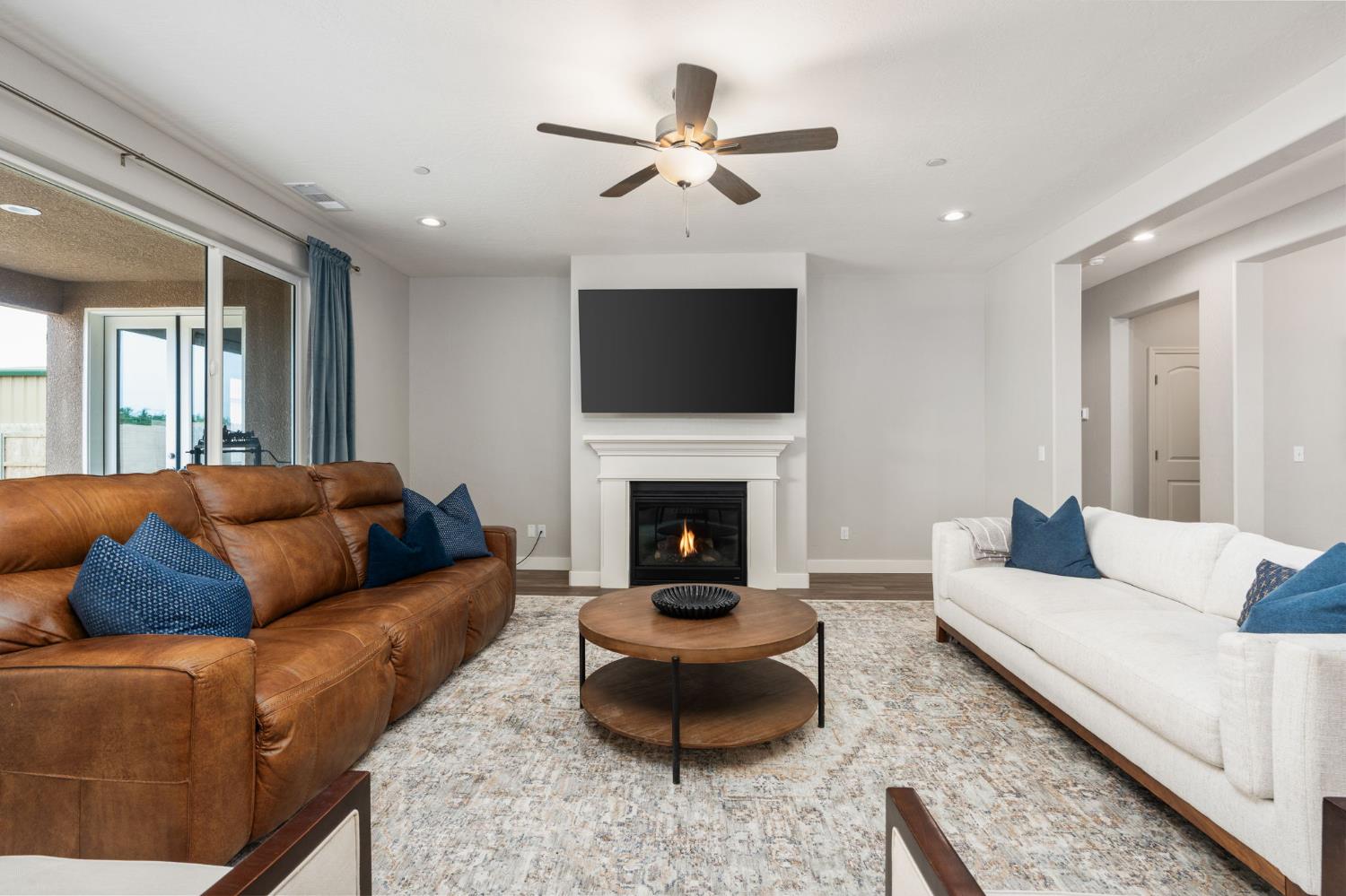 3428 N Crenshaw, Visalia, CA 93291