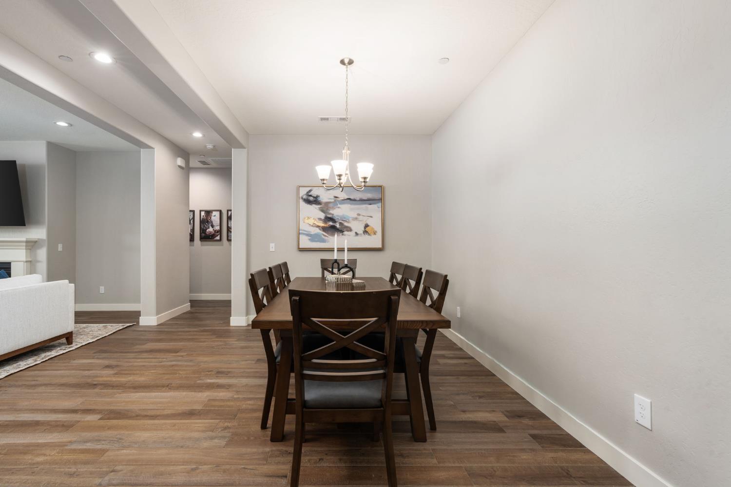 3428 N Crenshaw, Visalia, CA 93291