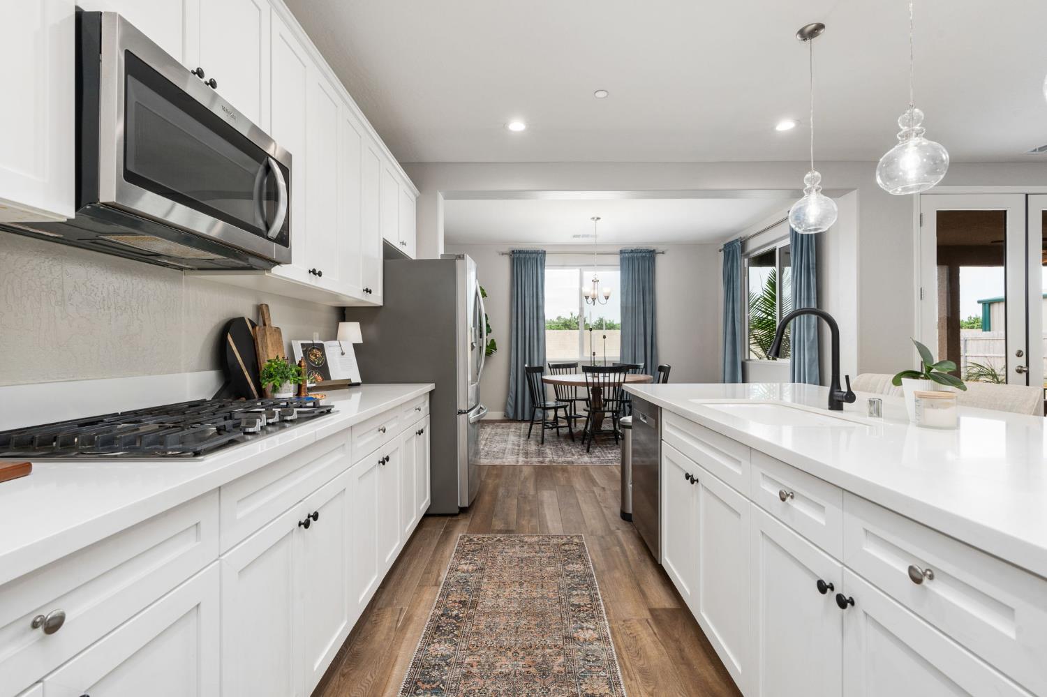 3428 N Crenshaw, Visalia, CA 93291