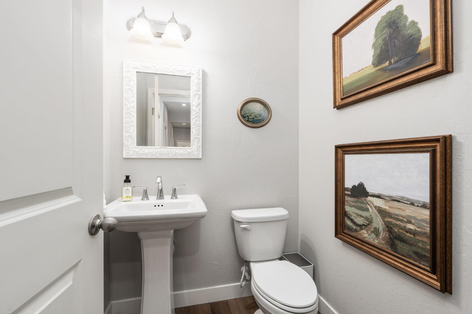 3428 N Crenshaw, Visalia, CA 93291