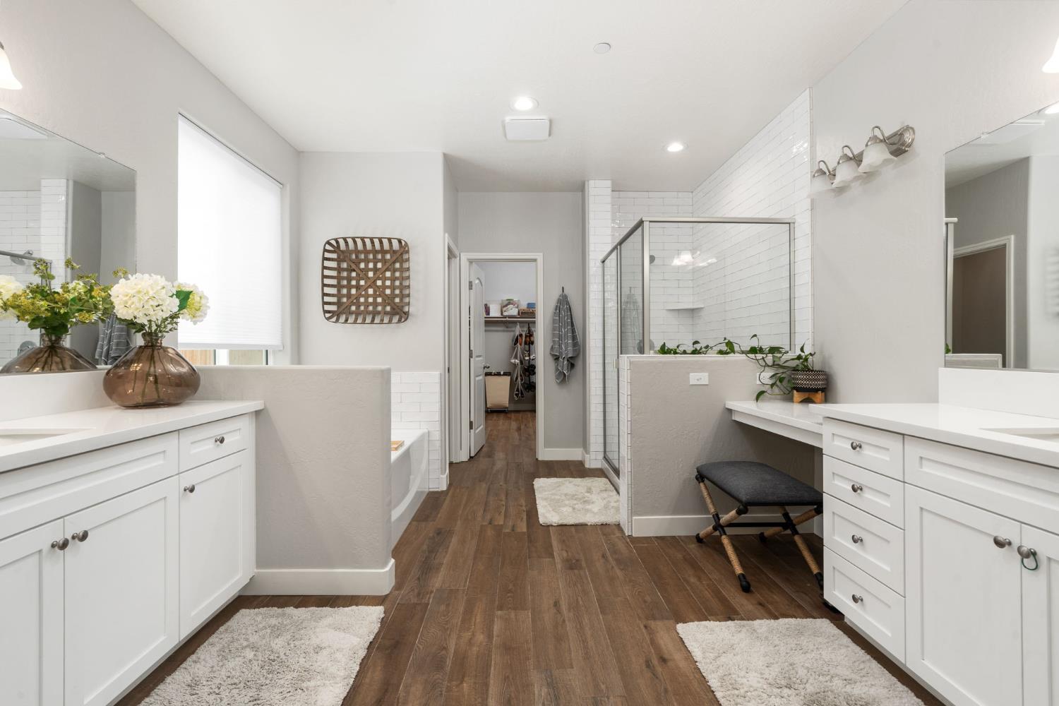 3428 N Crenshaw, Visalia, CA 93291