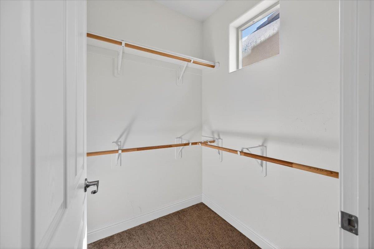 1859 E KROEKER Ave, Fresno, CA 93730