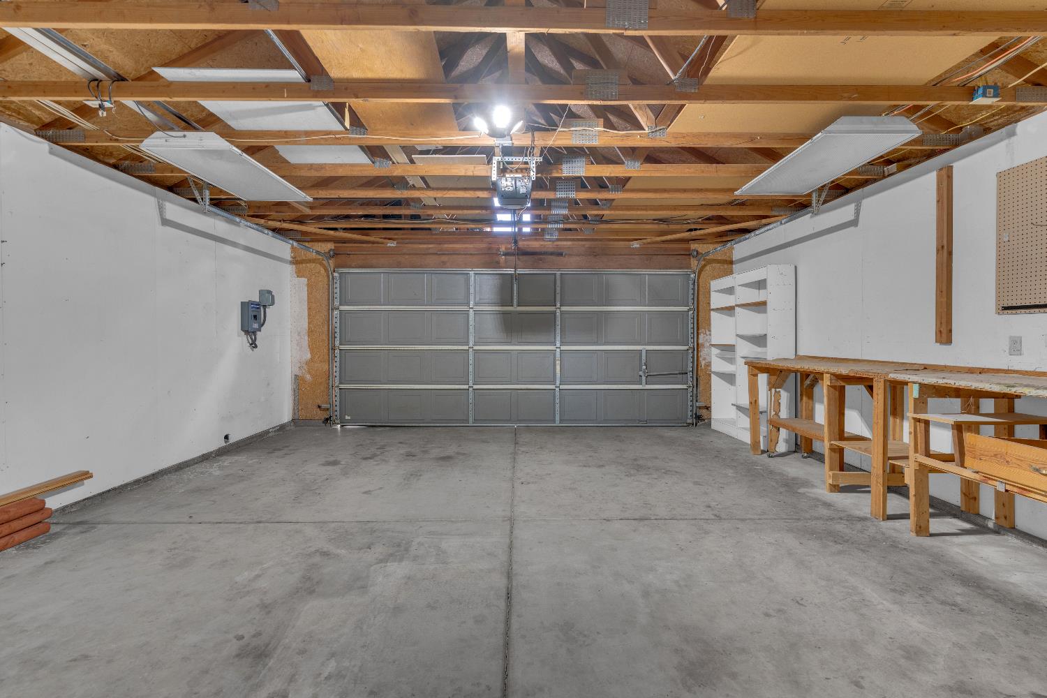 2671 Fremont Ave, Clovis, CA 93611