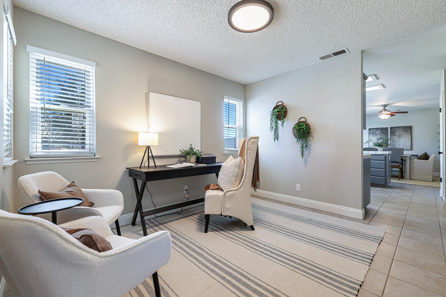 8735 N Cedar Ave #122, Fresno, CA 93720