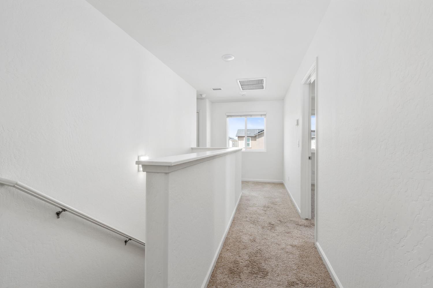 6389 E Moscato Dr, Fresno, CA 93727