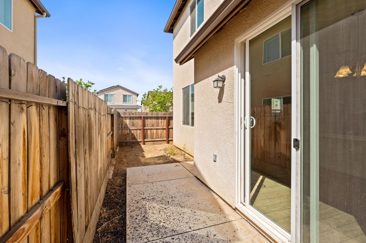 6389 E Moscato Dr, Fresno, CA 93727