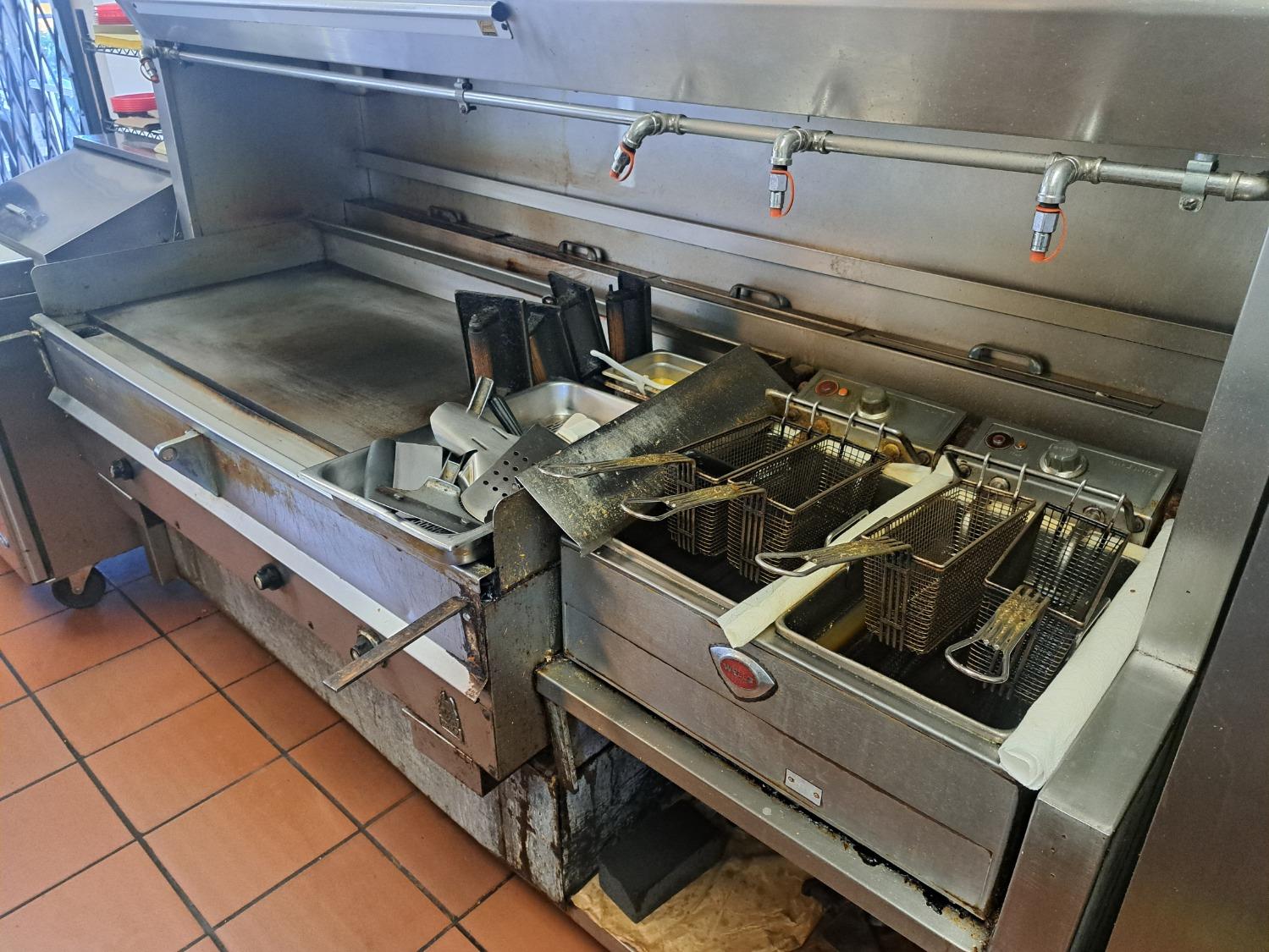 555 E Olive Ave, Fresno, CA 93728