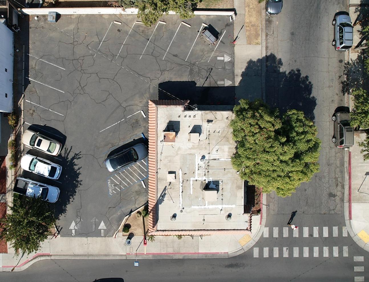 555 E Olive Ave, Fresno, CA 93728