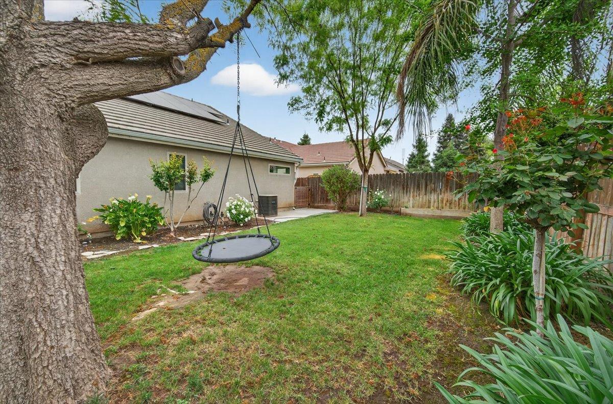 2873 E El Paso Ave, Fresno, CA 93720