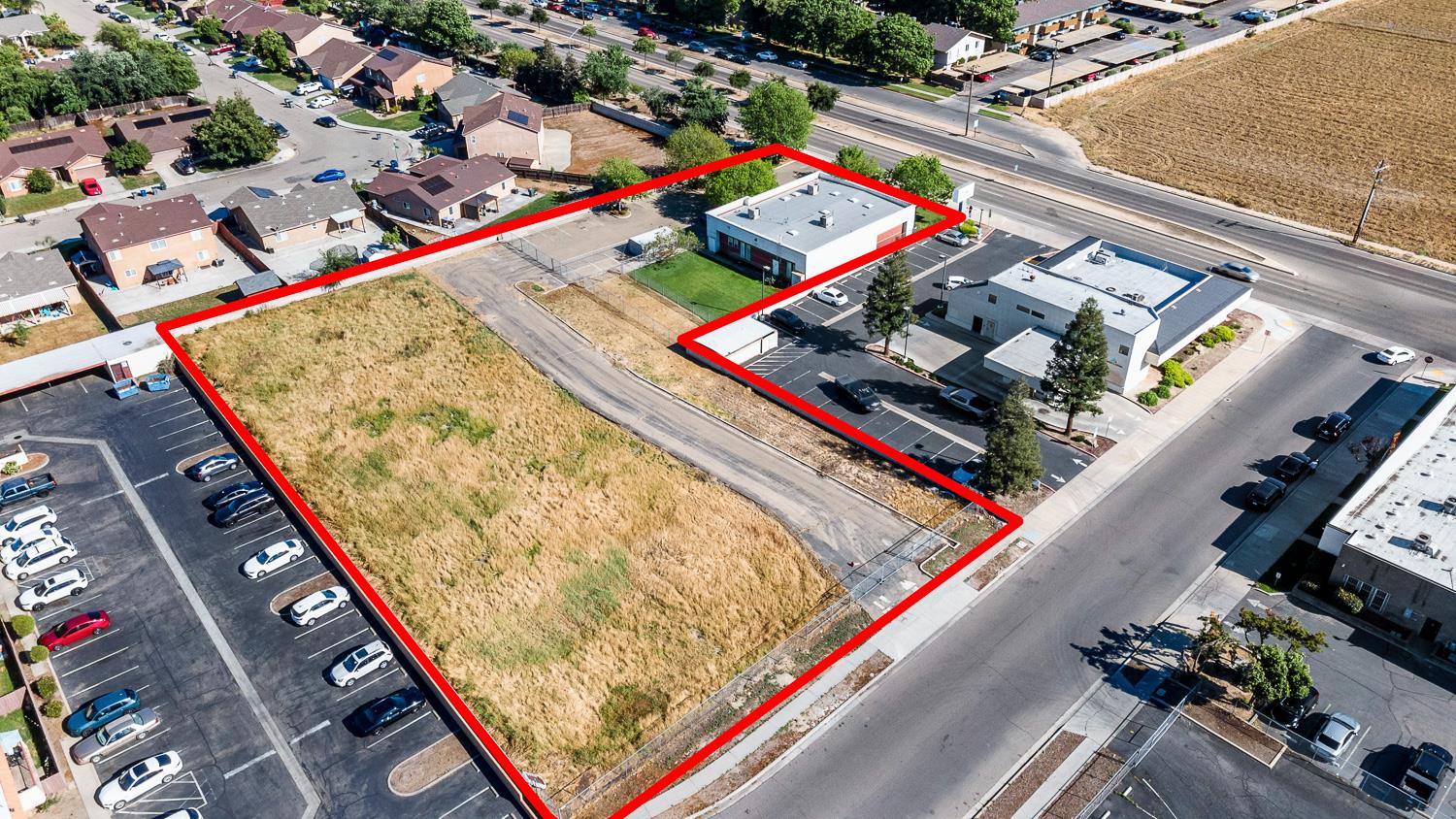 5781 E Kings Canyon Rd, Fresno, CA 93727