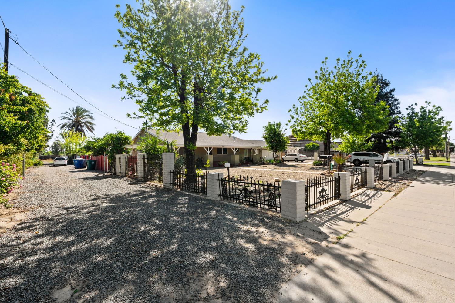 3280 Mccall Ave, Selma, CA 93662