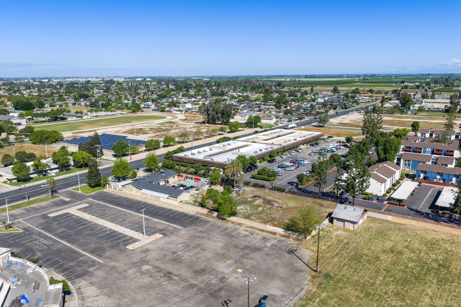 3280 Mccall Ave, Selma, CA 93662