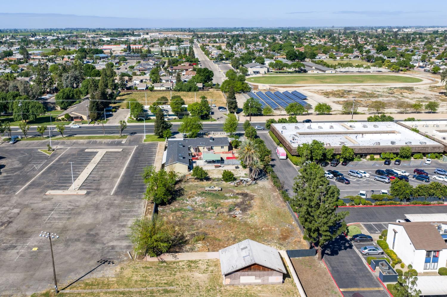 3280 Mccall Ave, Selma, CA 93662