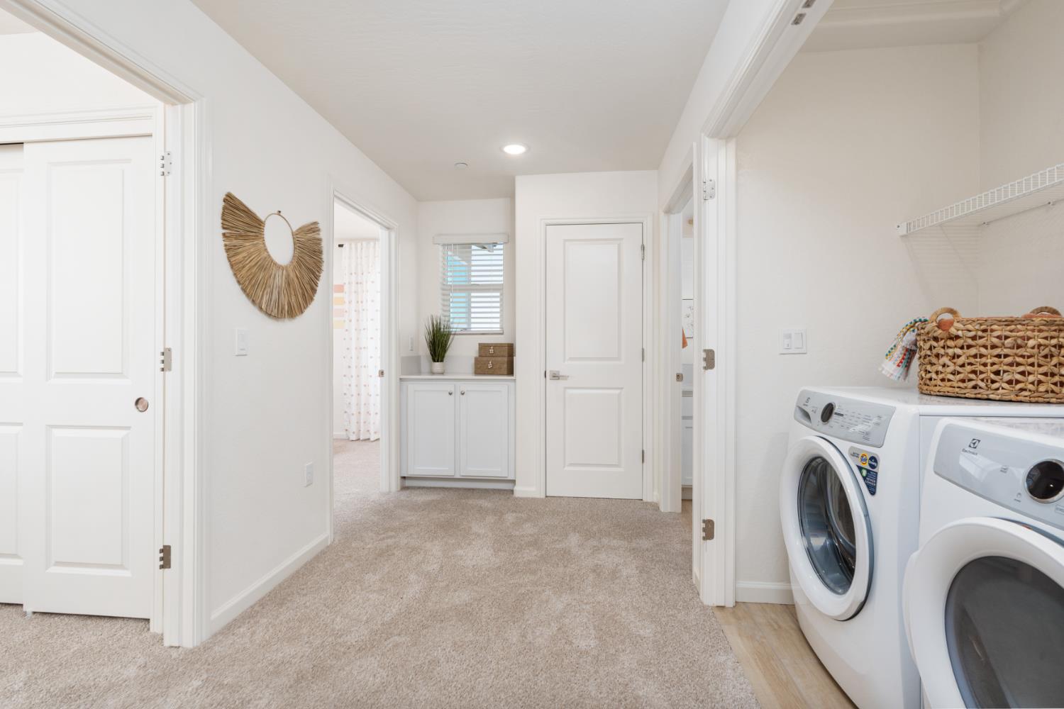 1484 Woodhill Ln, Clovis, CA 93619