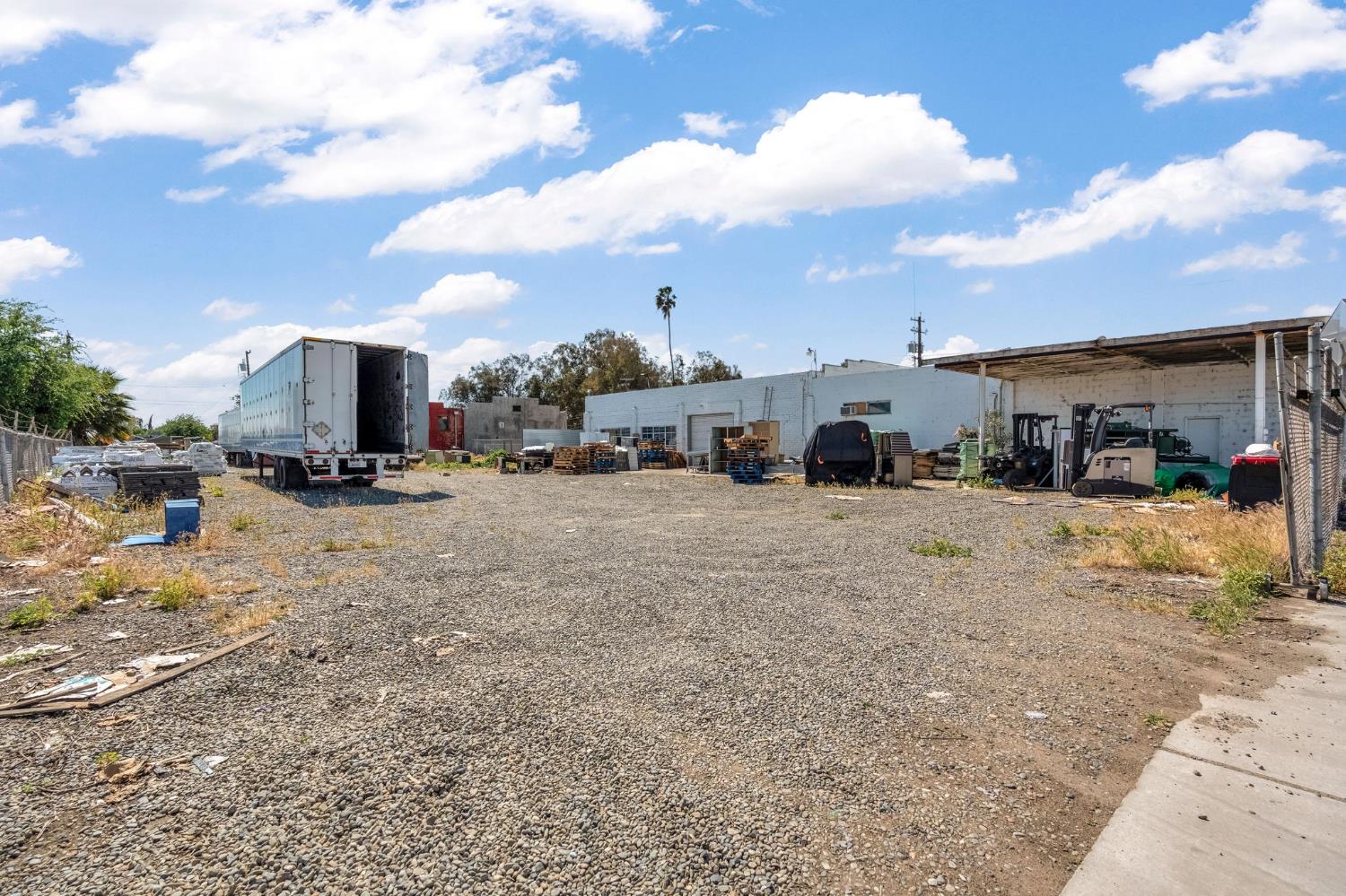 5790 Anthony Ave, Tranquillity, CA 93668