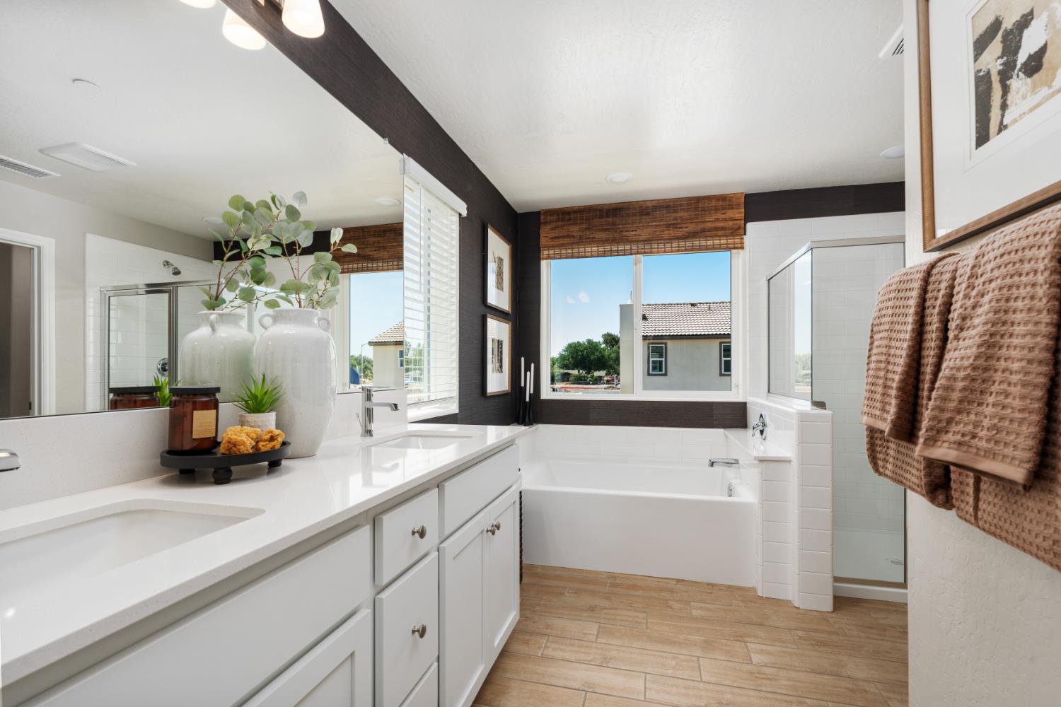 2123 N Wagon Ln, Clovis, CA 93619