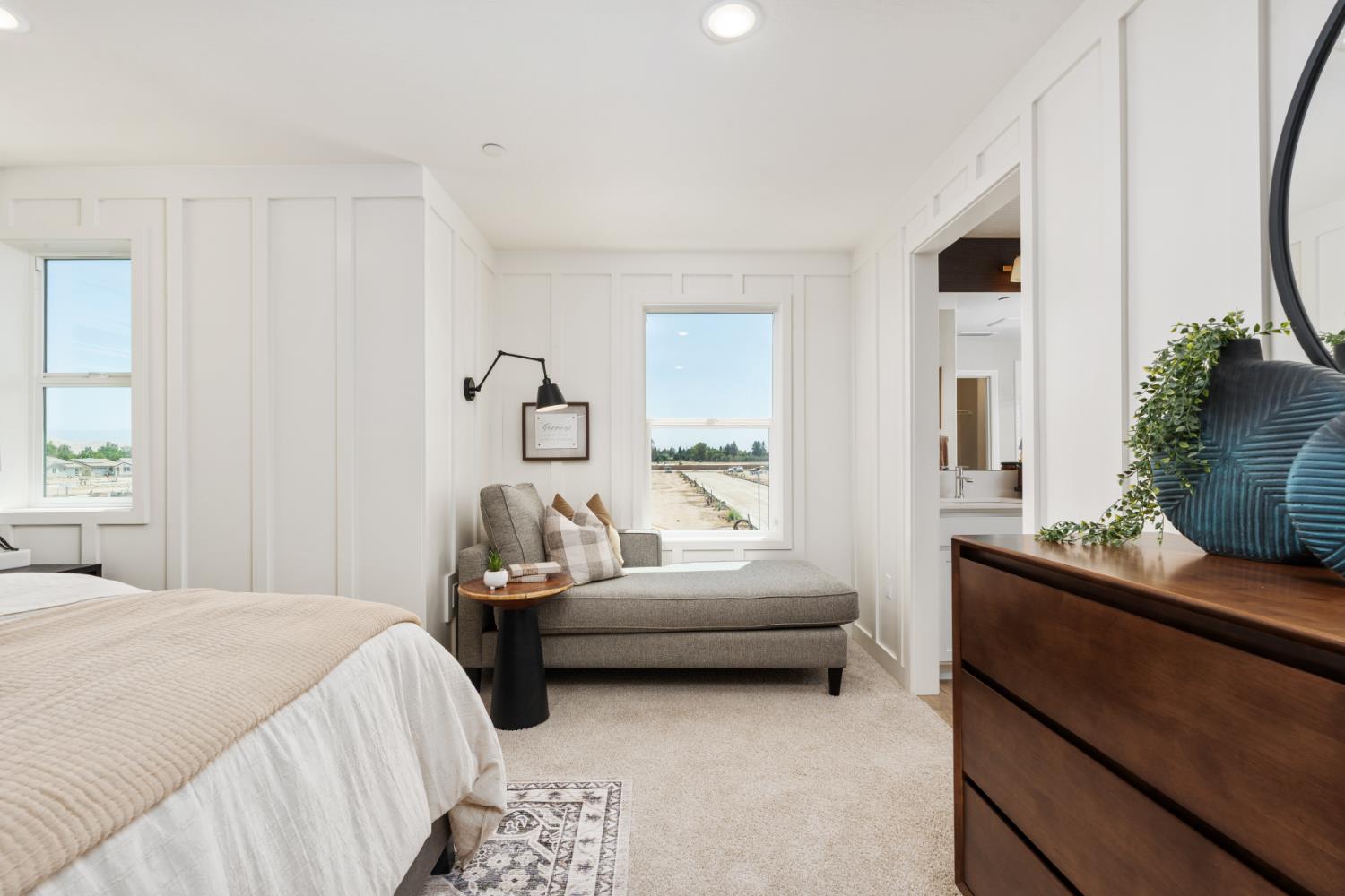 1538 Woodhill Ln, Clovis, CA 93619