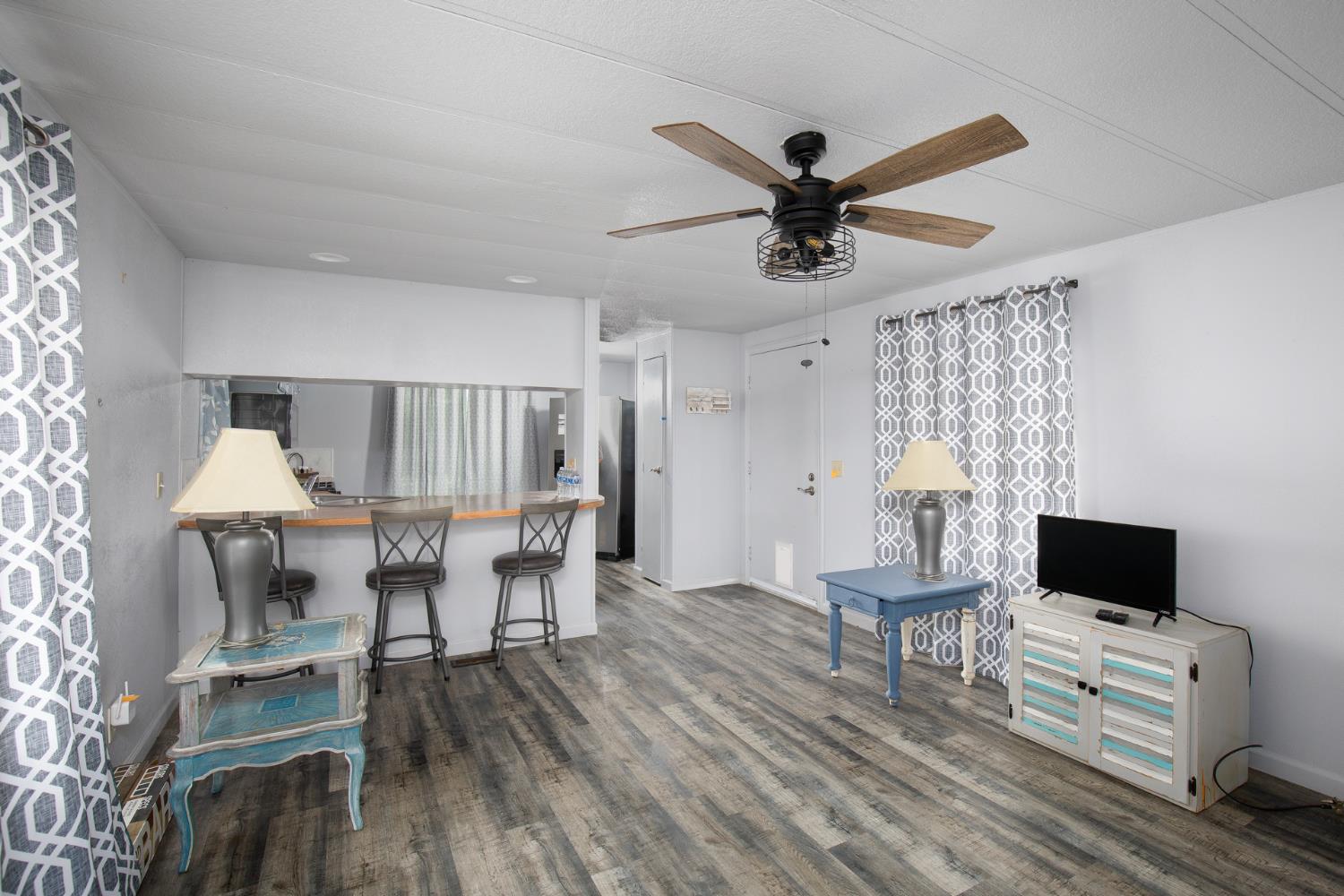 1272 Villa Ave #28, Clovis, CA 93612