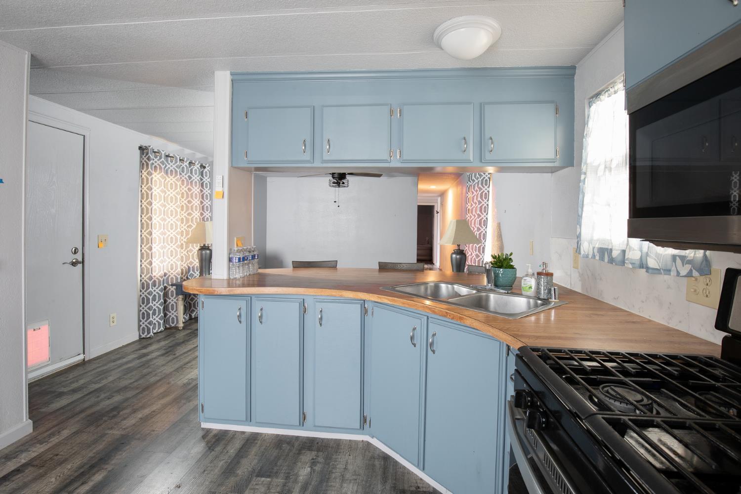 1272 Villa Ave #28, Clovis, CA 93612