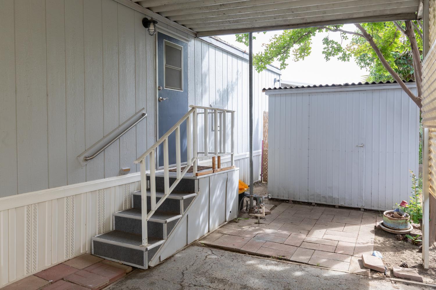 1272 Villa Ave #28, Clovis, CA 93612