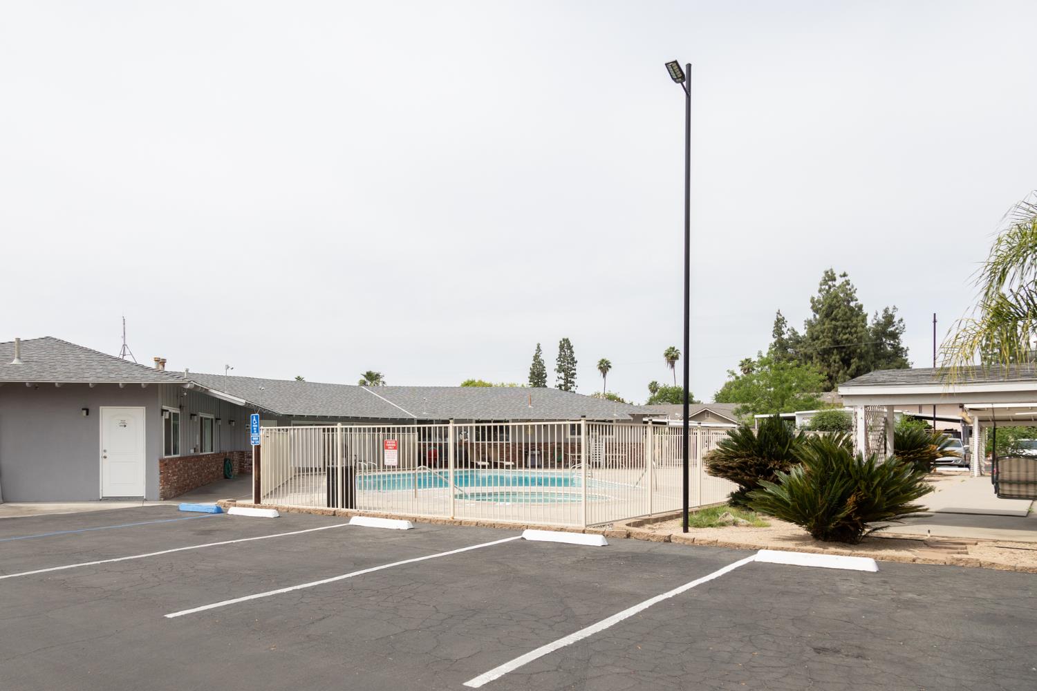 1272 Villa Ave #28, Clovis, CA 93612