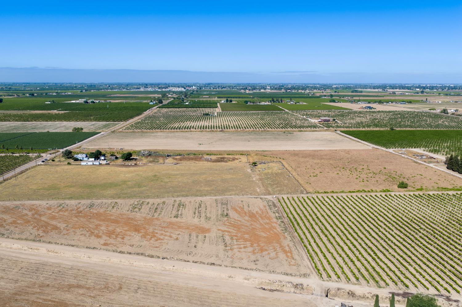 12656 E Nebraska Ave, Selma, CA 93662