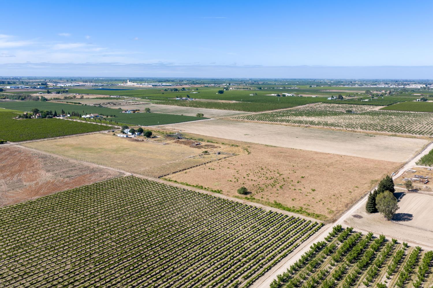 12656 E Nebraska Ave, Selma, CA 93662