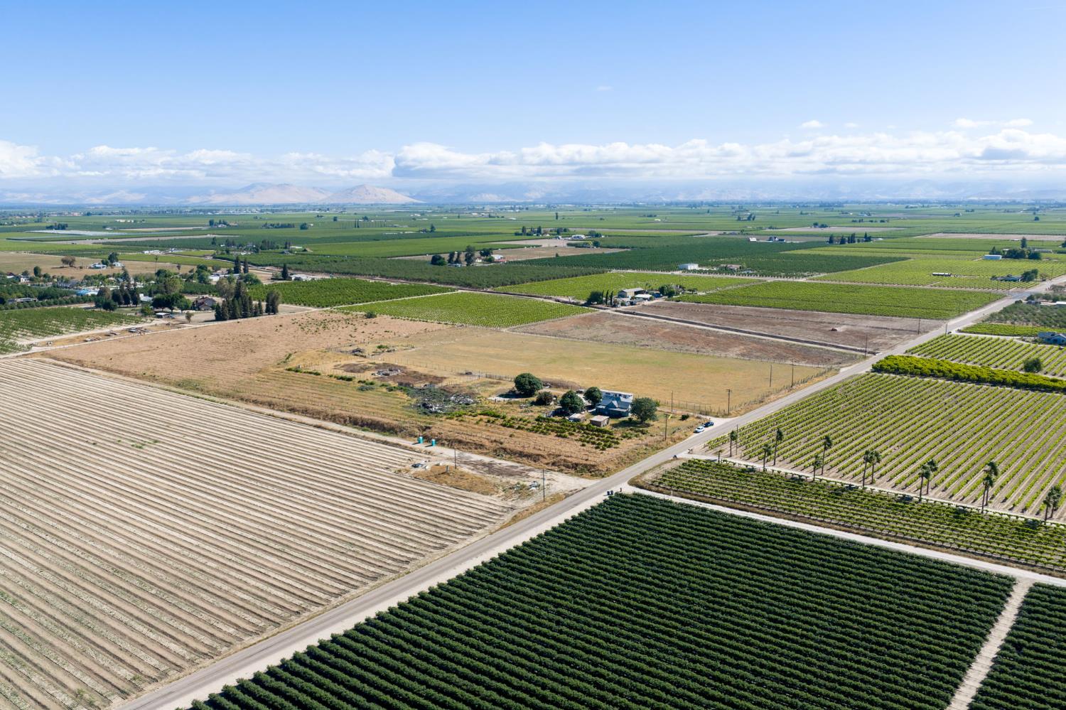 12656 E Nebraska Ave, Selma, CA 93662