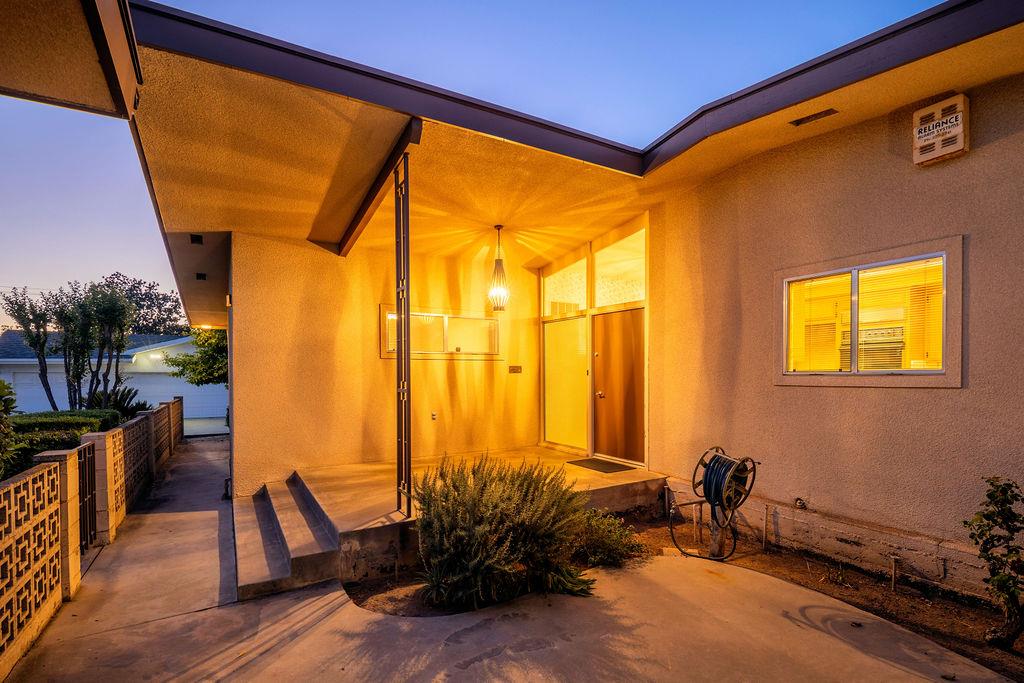 822 W Princeton Ave, Fresno, CA 93705