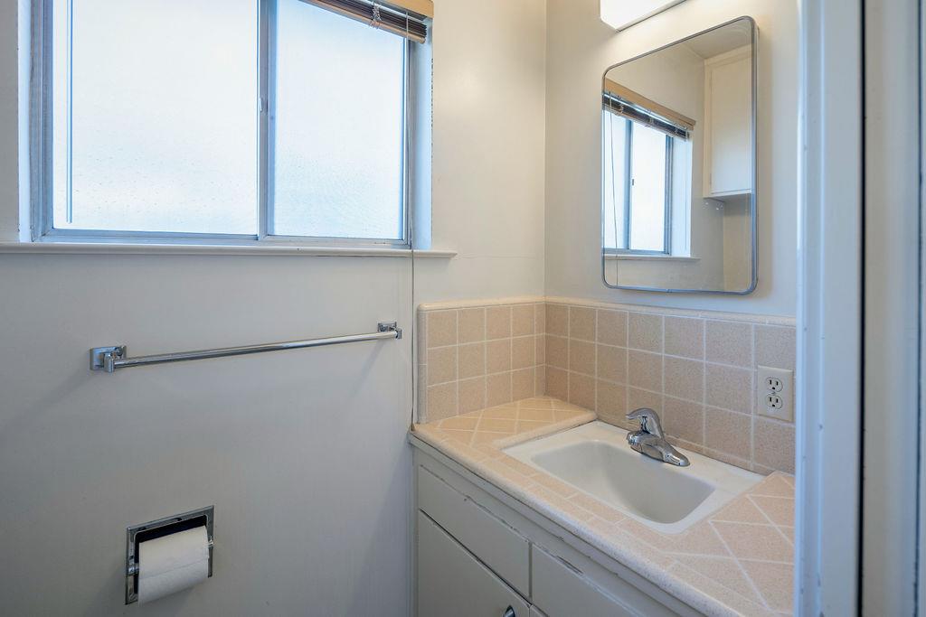 822 W Princeton Ave, Fresno, CA 93705