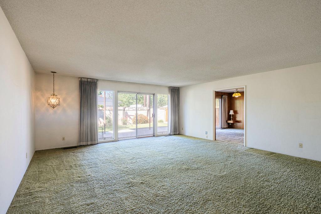 822 W Princeton Ave, Fresno, CA 93705