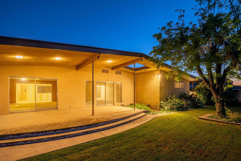 822 W Princeton Ave, Fresno, CA 93705