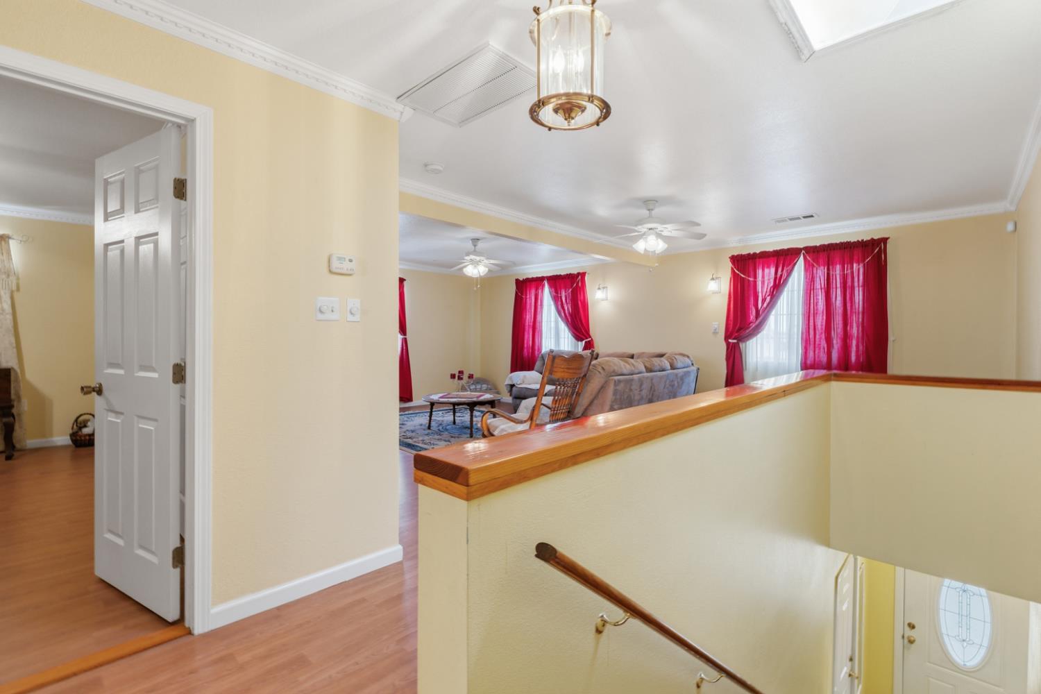 295 E Durian Ave, Coalinga, CA 93210