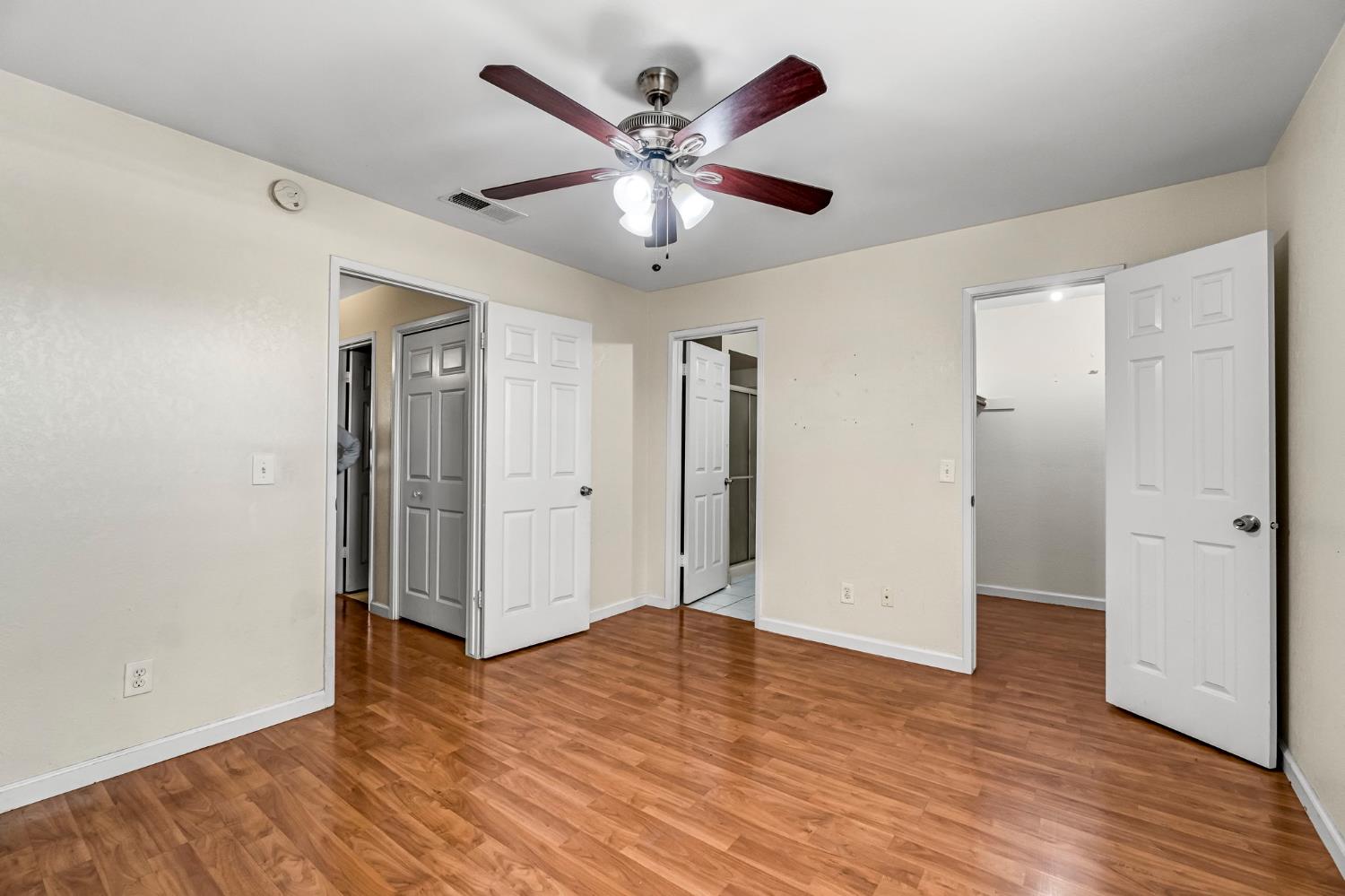 5965 E Shields Ave #180, Fresno, CA 93727