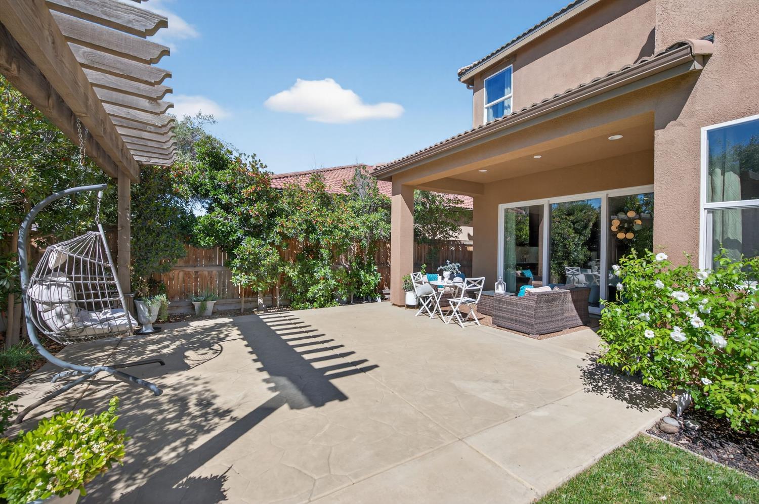 638 Mesa Dr S, Madera, CA 93636