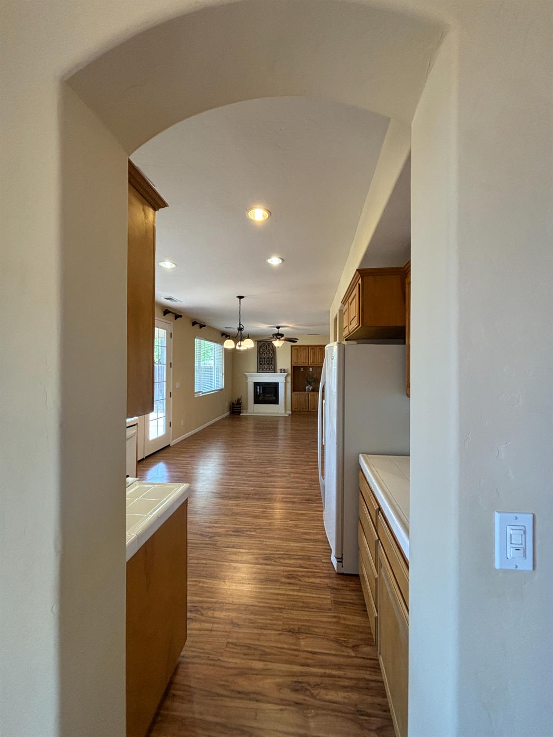 5586 E Atchison St, Fresno, CA 93727