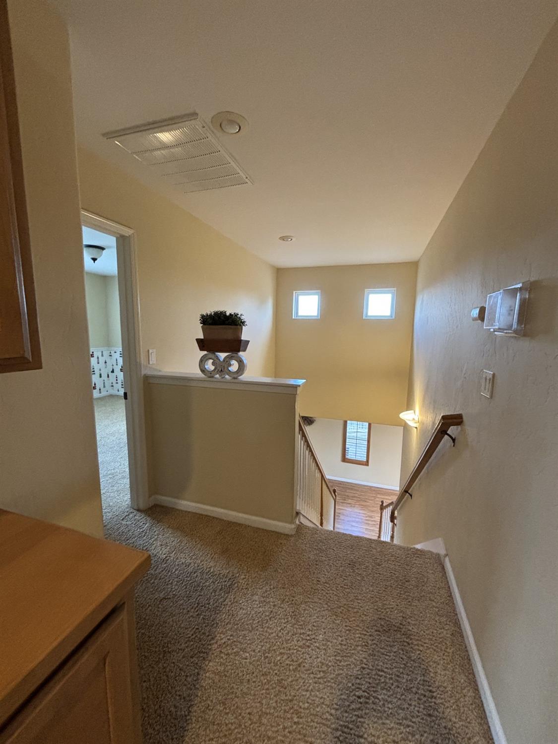 5586 E Atchison St, Fresno, CA 93727