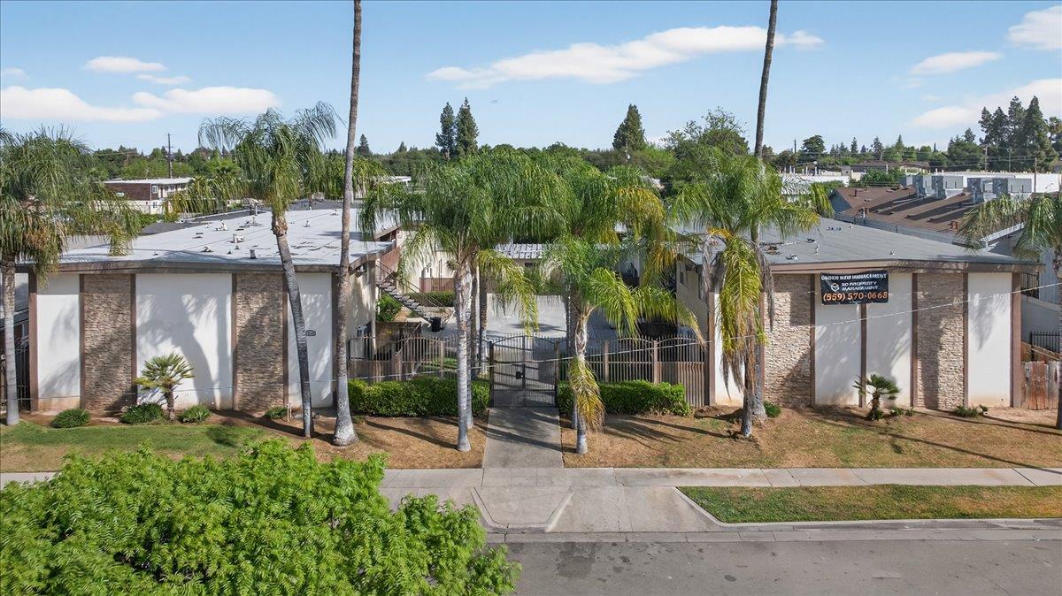 1348 E San Bruno Ave, Fresno, CA 93710