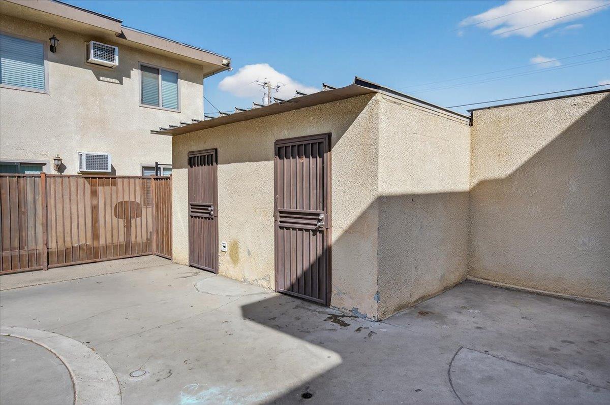 1348 E San Bruno Ave, Fresno, CA 93710