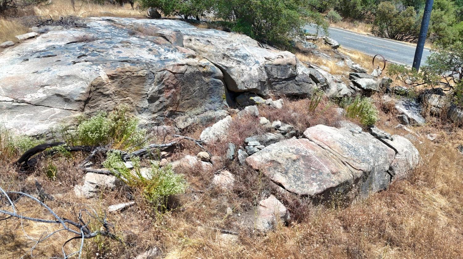 1 N Dome Drive, Coarsegold, CA 93614