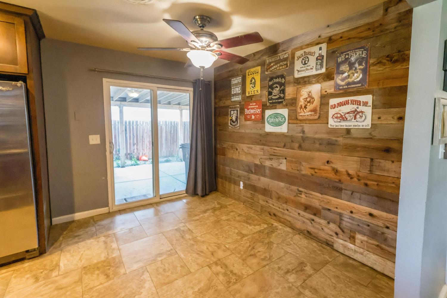 1755 4th St, Clovis, CA 93611