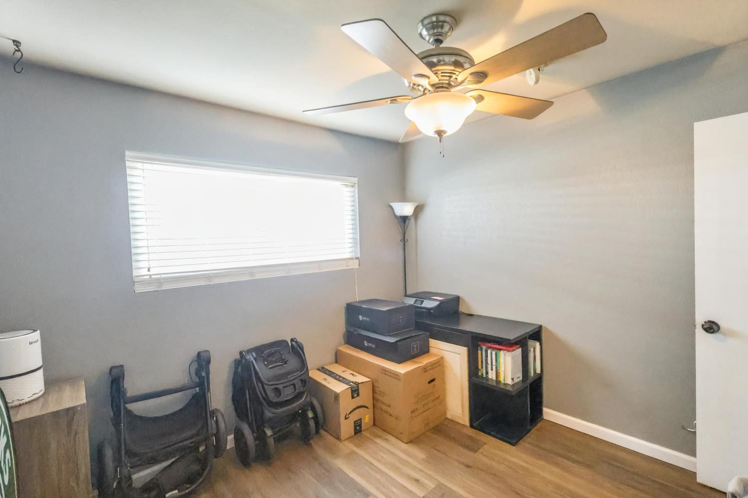 1755 4th St, Clovis, CA 93611