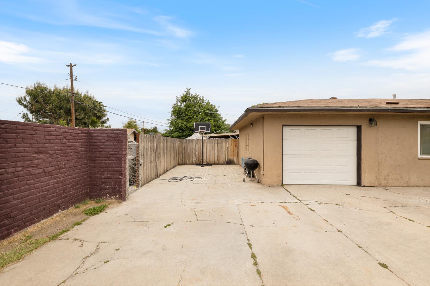 4715 E Princeton Ave, Fresno, CA 93703