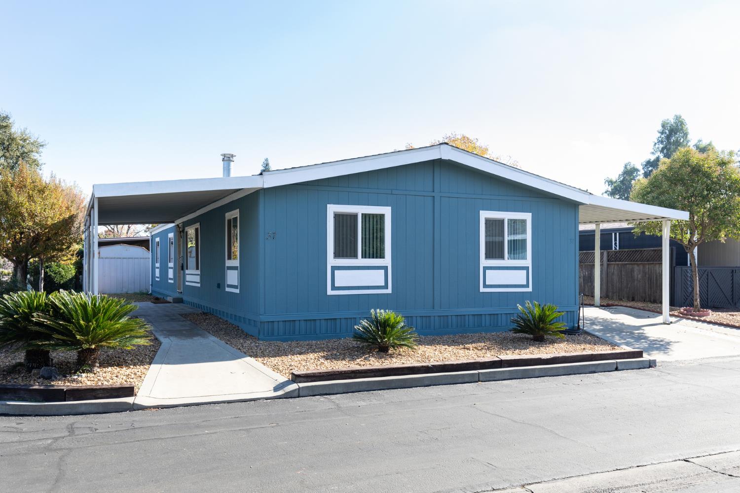 8701 Highway 41 #37, Fresno, CA 93720